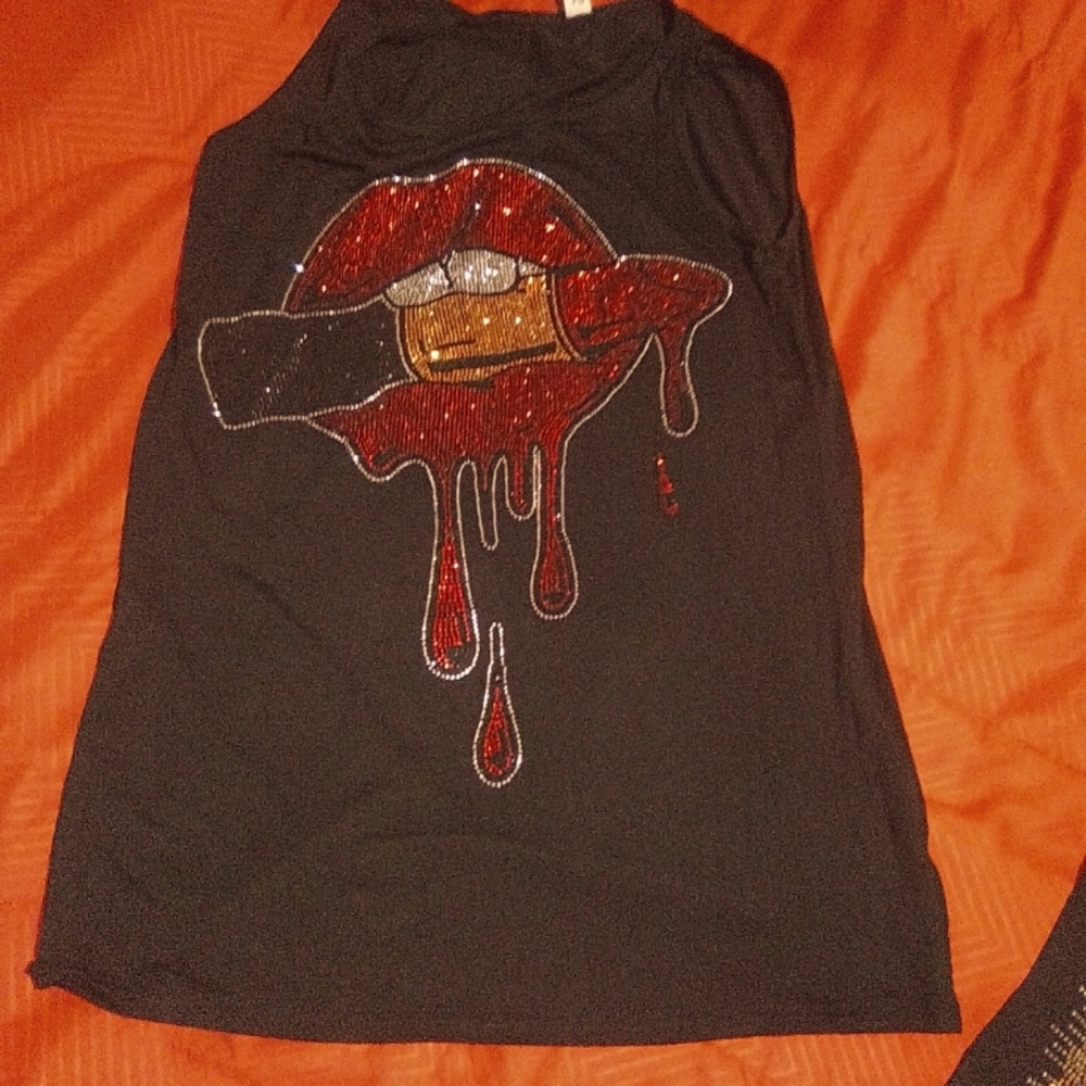 Women shirt